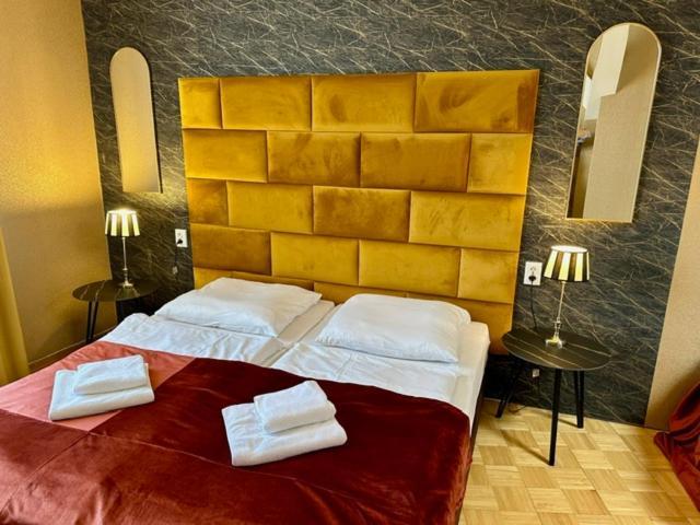 Hotel Pension Bella Berlin Bagian luar foto