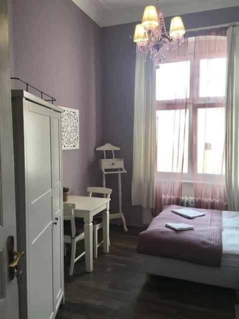 Hotel Pension Bella Berlin Bagian luar foto