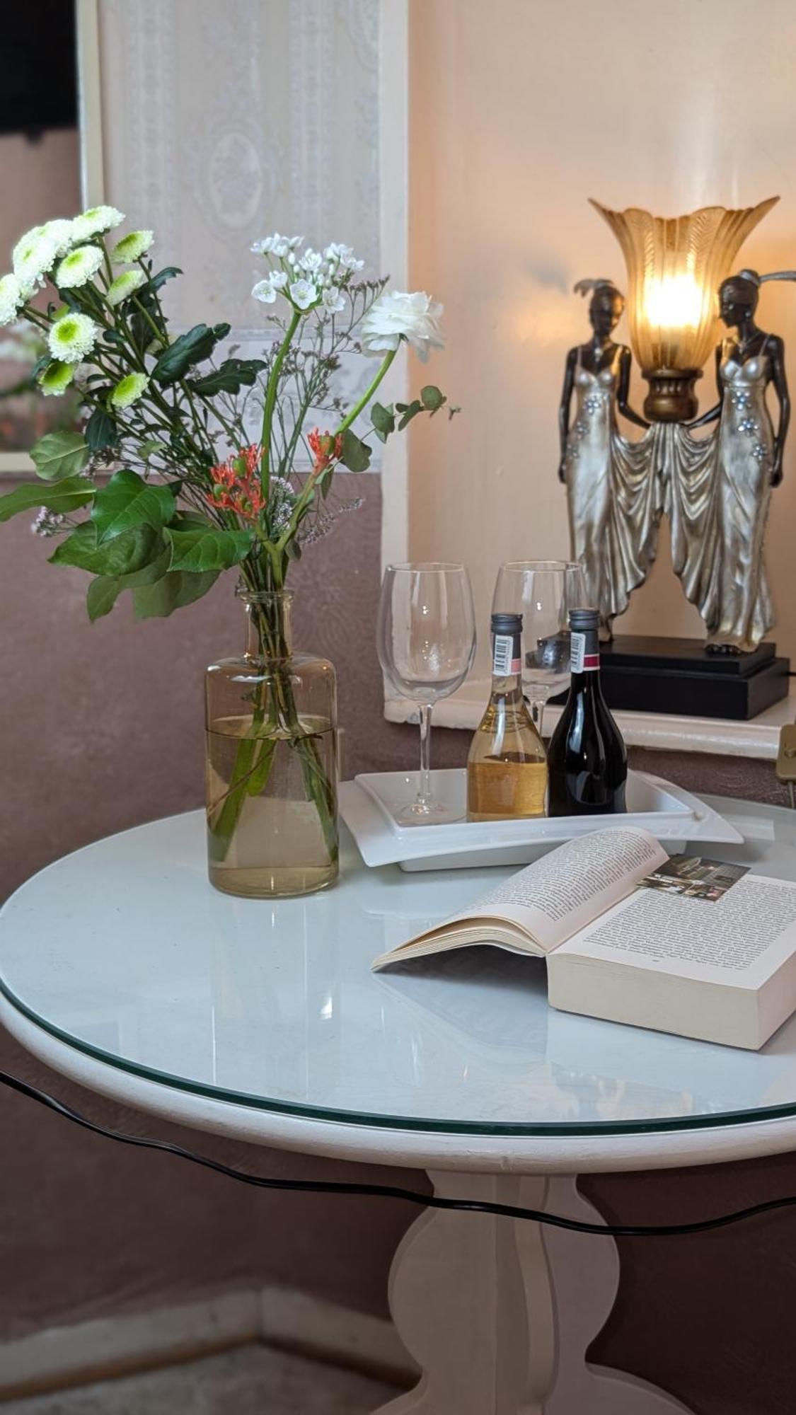 Hotel Pension Bella Berlin Bagian luar foto