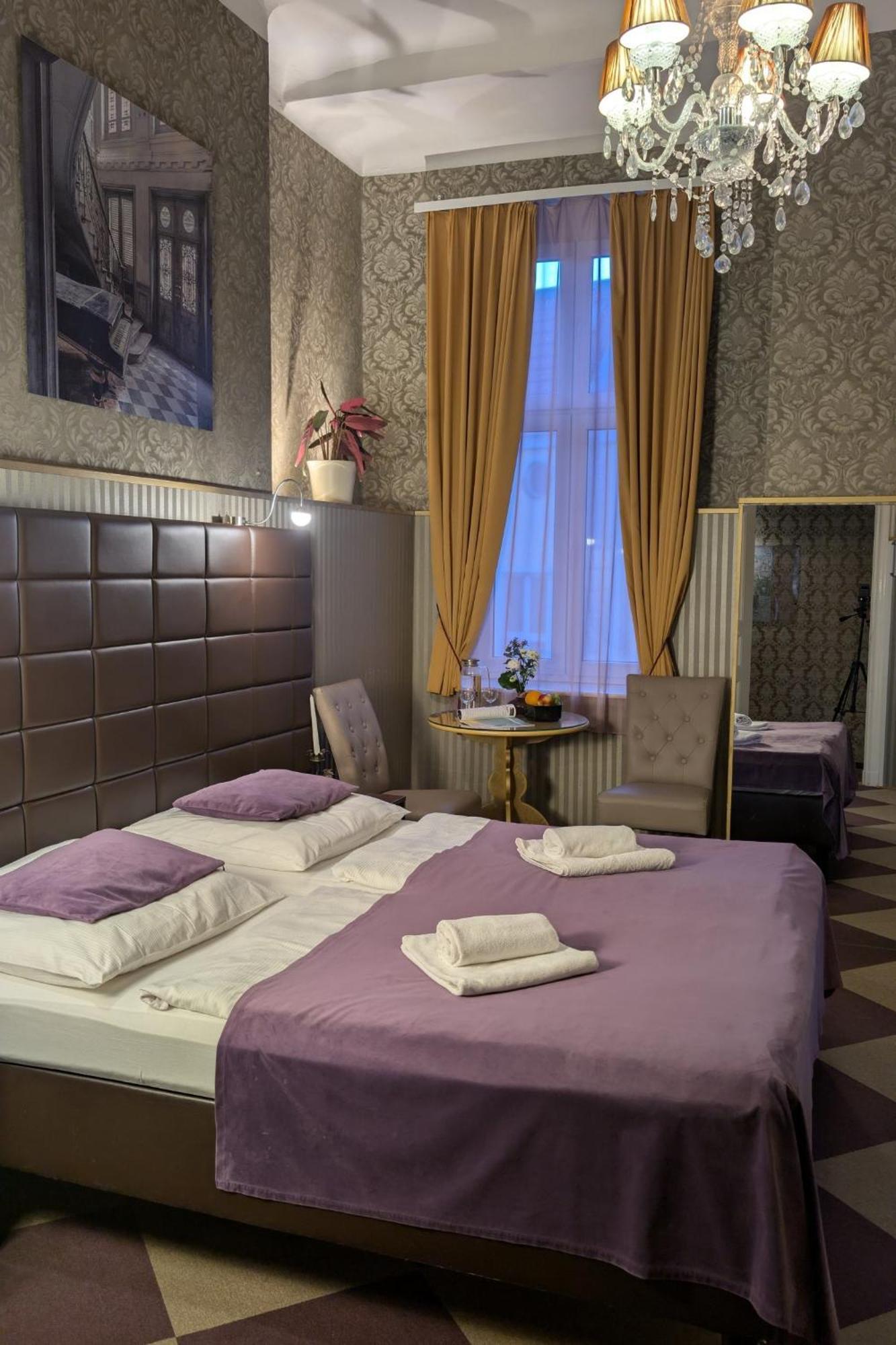 Hotel Pension Bella Berlin Bagian luar foto