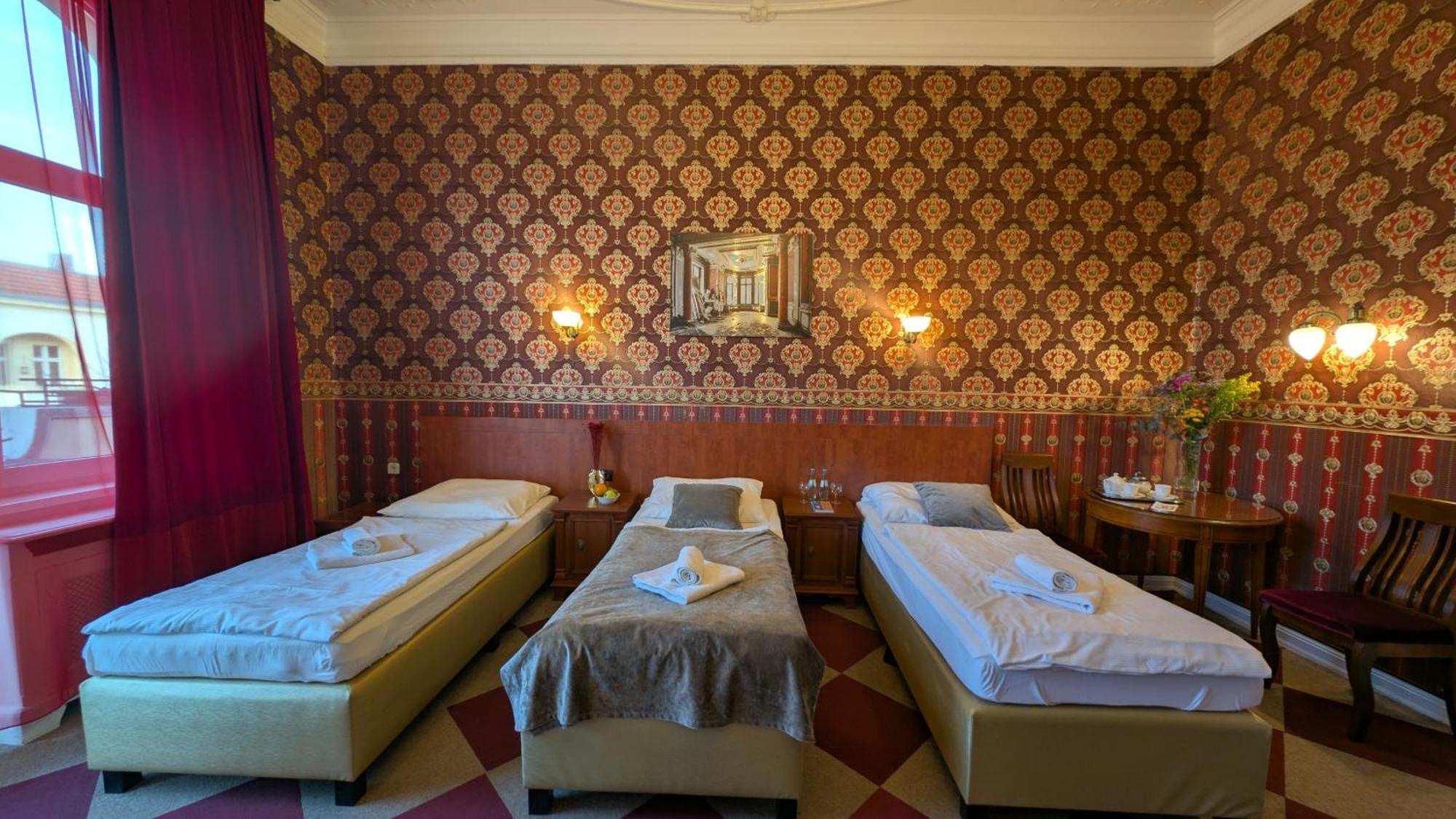Hotel Pension Bella Berlin Bagian luar foto