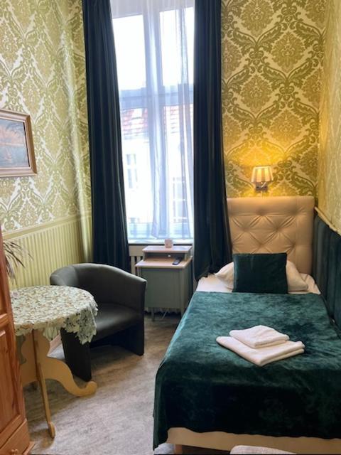Hotel Pension Bella Berlin Bagian luar foto