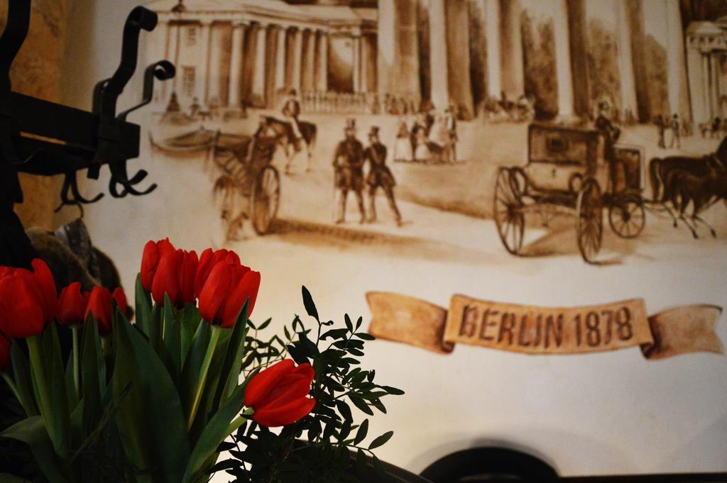 Hotel Pension Bella Berlin Bagian luar foto